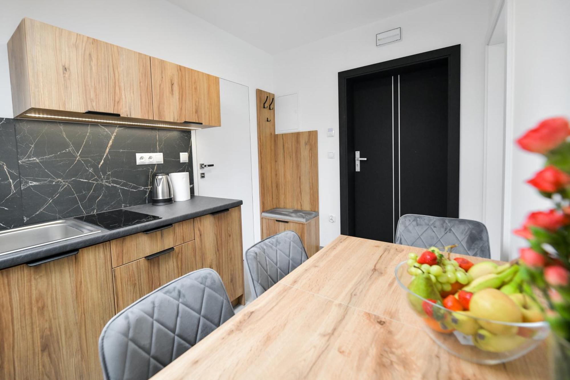 Sloneczne Wzgorze Zator Apartment Exterior photo